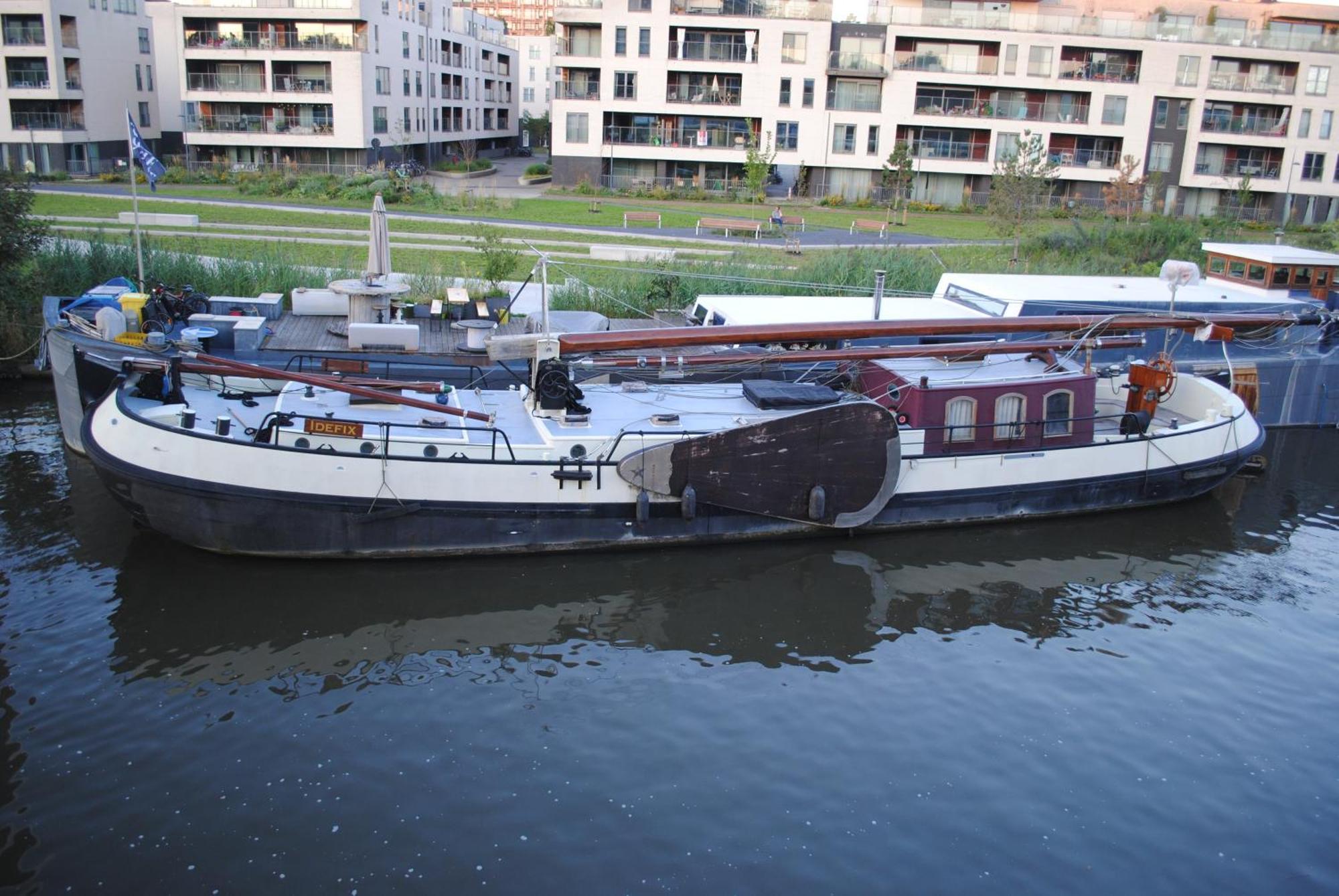 Hotel Boat & Breakfast Bellevue Gent Exterior foto
